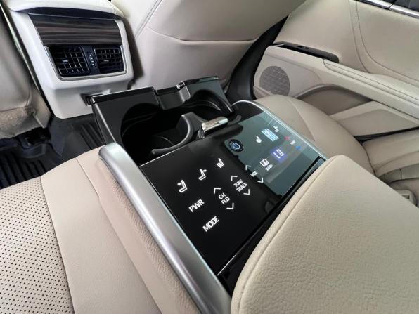 Toyota Camry VIII (XV70) с пробегом 2019 года, цена 2 950 000 рублей, 166707 км, седан, Автокод Объявления