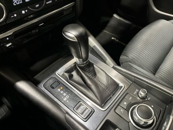 Mazda 6 III (GJ) Рестайлинг с пробегом 2015 года, цена 1 377 000 рублей, 172970 км, седан, Автокод Объявления