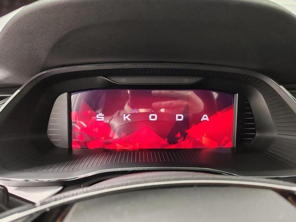 Skoda Octavia IV (A8) с пробегом 2022 года, цена 2 349 000 рублей, 101672 км, лифтбек, Автокод Объявления