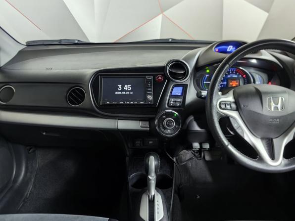 Honda Insight II Рестайлинг с пробегом 2012 года, цена 689 000 рублей, 199382 км, хэтчбек, Автокод Объявления