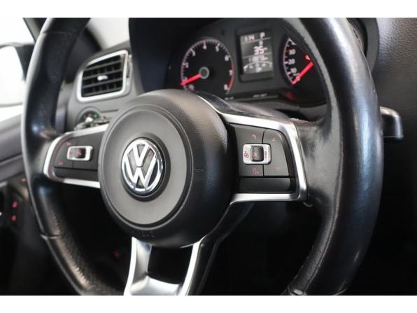 Volkswagen Polo V Рестайлинг с пробегом 2019 года, цена 1 099 000 рублей, 113968 км, седан, Автокод Объявления