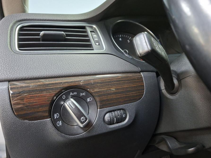 Volkswagen Jetta VI Рестайлинг Москва  - изображение 19