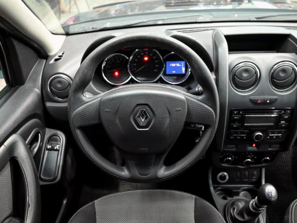 Renault Duster I Рестайлинг с пробегом 2015 года, цена 1 090 000 рублей, 173274 км, внедорожник, Автокод Объявления