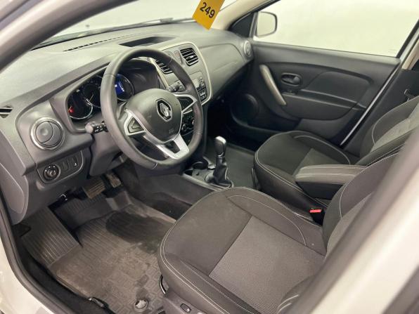 Renault Sandero II Рестайлинг с пробегом 2022 года, цена 1 410 000 рублей, 46000 км, хэтчбек, Автокод Объявления
