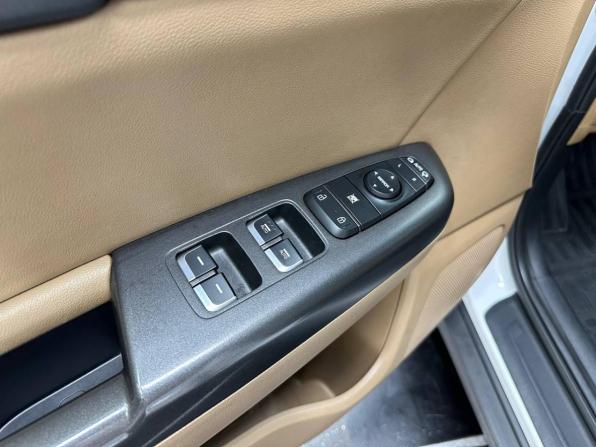 Kia Sportage IV Рестайлинг с пробегом 2019 года, цена 2 235 000 рублей, 90101 км, внедорожник, Автокод Объявления