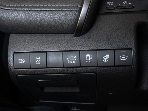 Toyota Camry VIII (XV70) Рестайлинг с пробегом 2021 года, цена 2 860 000 рублей, 135339 км, седан, Автокод Объявления