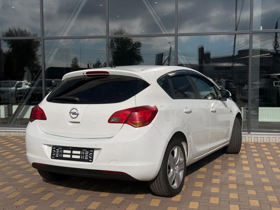 Opel Astra J Калуга  - изображение 4