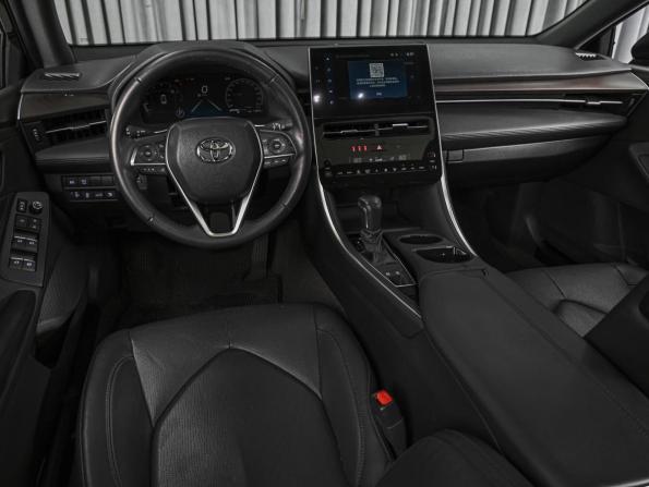 Toyota Avalon V с пробегом 2024 года, цена 4 160 000 рублей, 13896 км, седан, Автокод Объявления