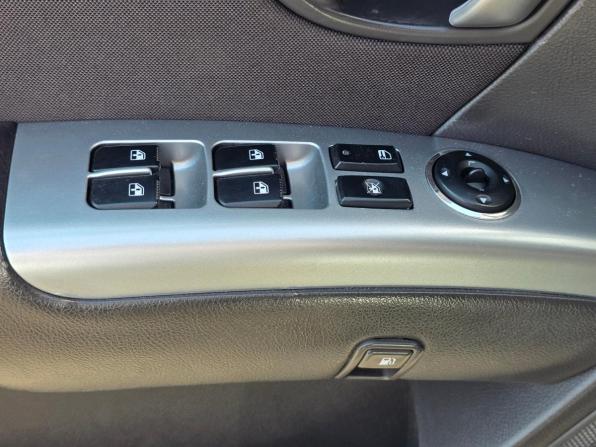 Hyundai Santa Fe II Рестайлинг с пробегом 2011 года, цена 1 345 000 рублей, 268000 км, внедорожник, Автокод Объявления