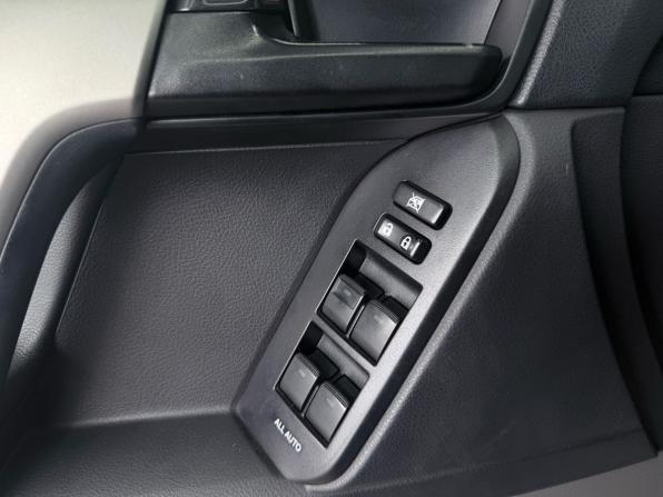 Toyota Land Cruiser Prado 150 Series с пробегом 2010 года, цена 2 749 000 рублей, 196000 км, внедорожник, Автокод Объявления