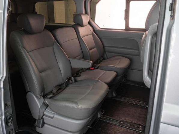 Hyundai Grand Starex I с пробегом 2011 года, цена 1 840 000 рублей, 276645 км, минивэн, Автокод Объявления