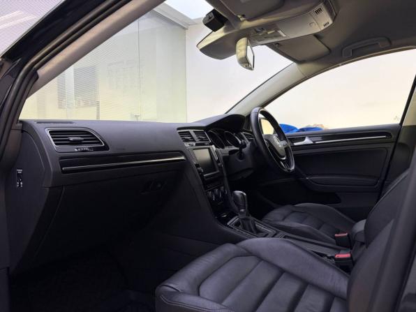 Volkswagen Golf VII с пробегом 2014 года, цена 1 390 000 рублей, 81457 км, универсал, Автокод Объявления