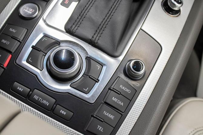 Audi Q7 I (4L) Рестайлинг с пробегом 2013 года, цена 2 099 000 рублей, 186813 км, внедорожник, Автокод Объявления