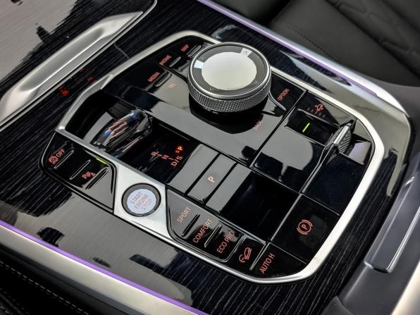 BMW X5 IV (G05/G18) Рестайлинг с пробегом 2025 года, цена 13 930 000 рублей, 4657 км, внедорожник, Автокод Объявления