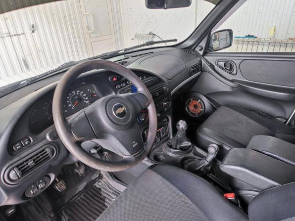 Chevrolet Niva I Рестайлинг с пробегом 2013 года, цена 629 000 рублей, 74000 км, внедорожник, Автокод Объявления