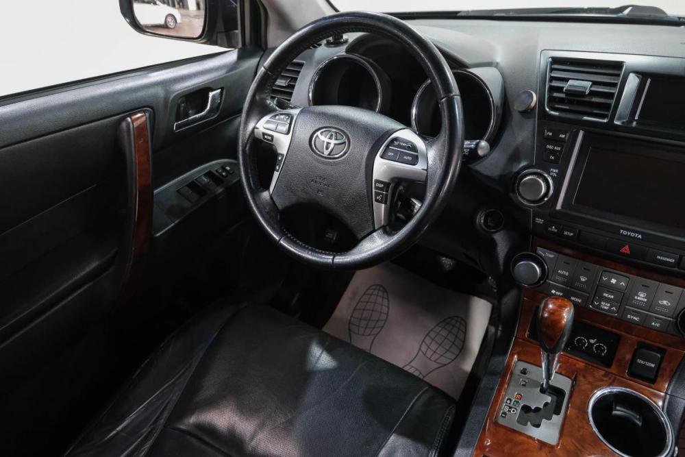 Toyota Highlander II (XU40) Рестайлинг Новокузнецк  - изображение 16
