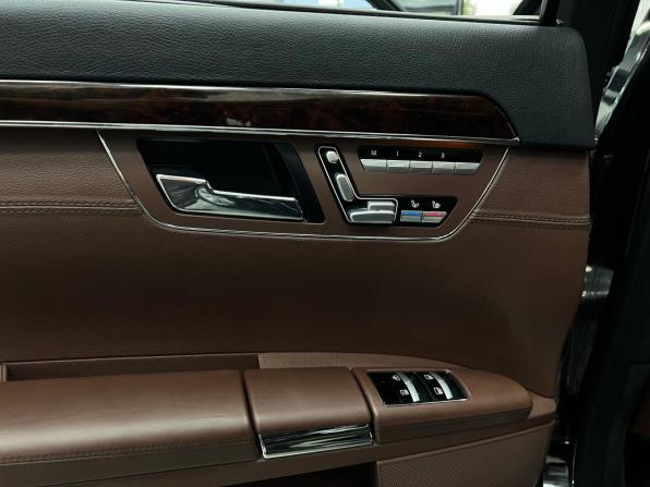 Mercedes-Benz S-Класс V (W221) Рестайлинг с пробегом 2012 года, цена 1 950 000 рублей, 237000 км, седан, Автокод Объявления