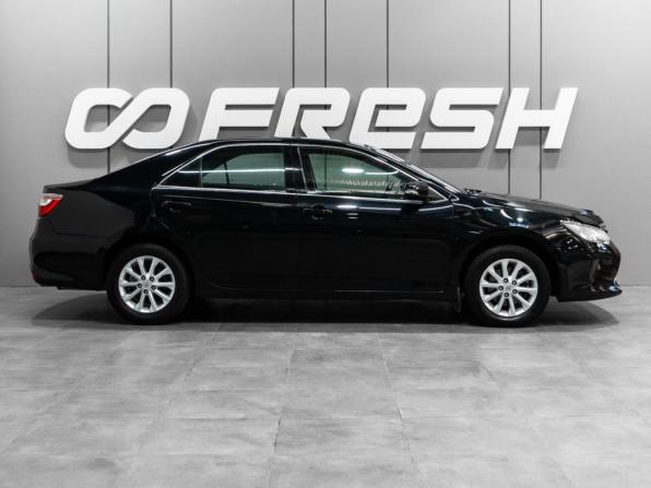 Toyota Camry VII (XV50) Рестайлинг с пробегом 2015 года, цена 1 779 000 рублей, 189092 км, седан, Автокод Объявления
