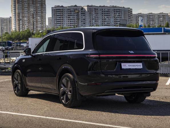 Li Auto (Lixiang) L9 I с пробегом 2023 года, цена 5 899 000 рублей, 39450 км, внедорожник, Автокод Объявления