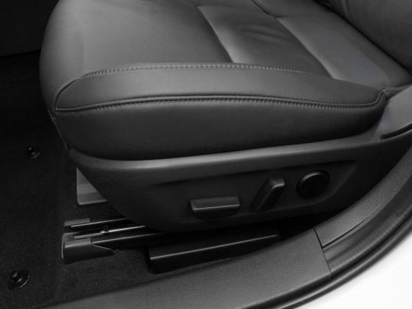 Mazda 3 IV (BP) с пробегом 2025 года, цена 2 880 000 рублей, 12376 км, седан, Автокод Объявления