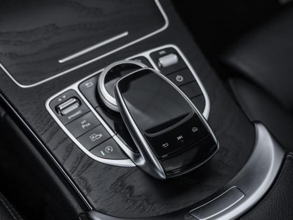 Mercedes-Benz C-Класс IV (W205) Рестайлинг с пробегом 2019 года, цена 3 589 000 рублей, 88290 км, седан, Автокод Объявления