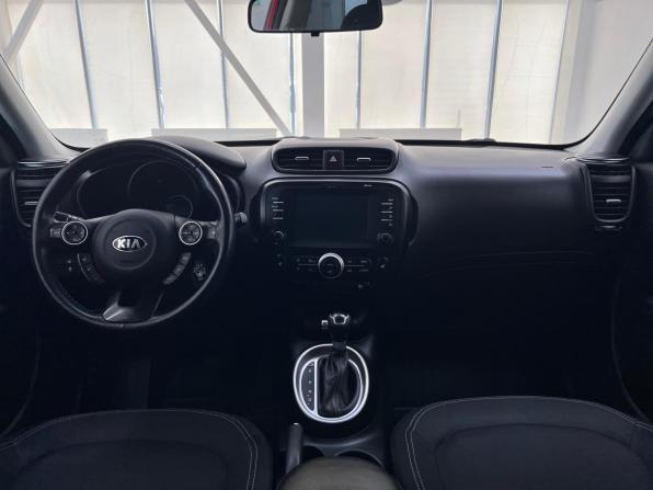Kia Soul II Рестайлинг с пробегом 2018 года, цена 1 700 000 рублей, 78329 км, хэтчбек, Автокод Объявления