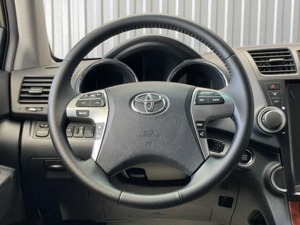 Toyota Highlander II (XU40) Рестайлинг с пробегом 2011 года, цена 2 000 000 рублей, 187857 км, внедорожник, Автокод Объявления