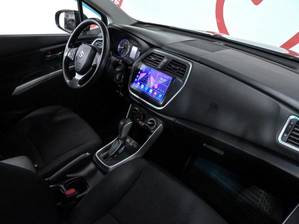 Suzuki SX4 II (S-Cross) Рестайлинг с пробегом 2016 года, цена 1 258 000 рублей, 162000 км, хэтчбек, Автокод Объявления
