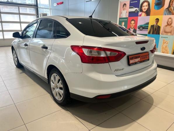 Ford Focus III с пробегом 2013 года, цена 529 000 рублей, 250000 км, седан, Автокод Объявления