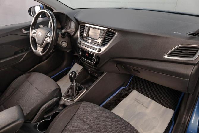 Hyundai Solaris II с пробегом 2018 года, цена 899 000 рублей, 315500 км, седан, Автокод Объявления