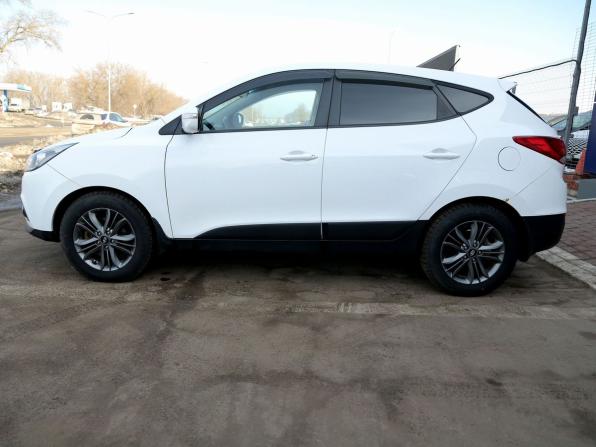Hyundai ix35 I Рестайлинг с пробегом 2015 года, цена 955 000 рублей, 311900 км, внедорожник, Автокод Объявления