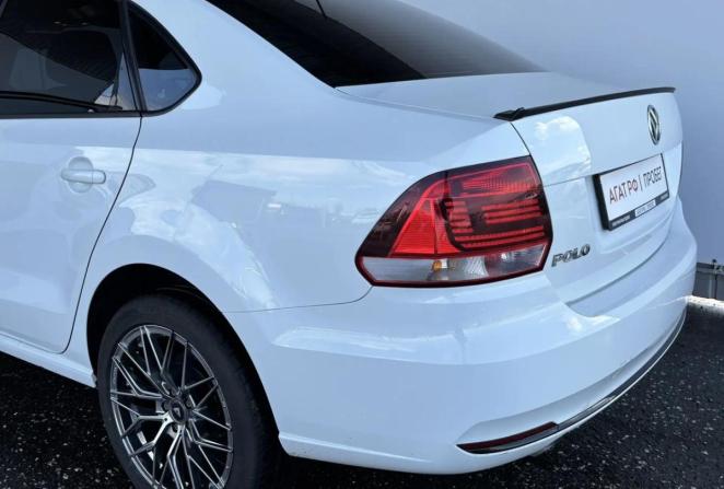 Volkswagen Polo V Рестайлинг с пробегом 2017 года, цена 1 170 000 рублей, 105871 км, седан, Автокод Объявления