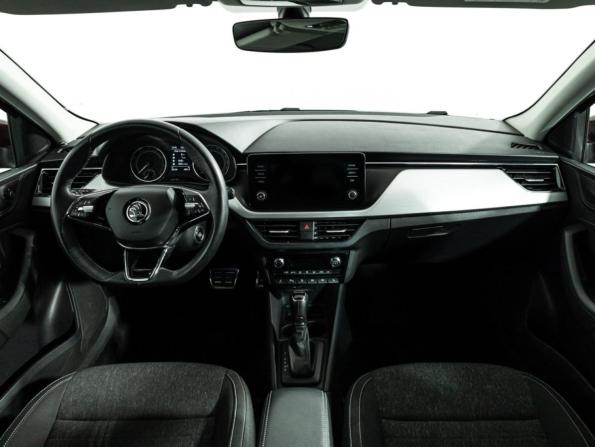 Skoda Rapid II с пробегом 2021 года, цена 1 915 000 рублей, 59000 км, лифтбек, Автокод Объявления