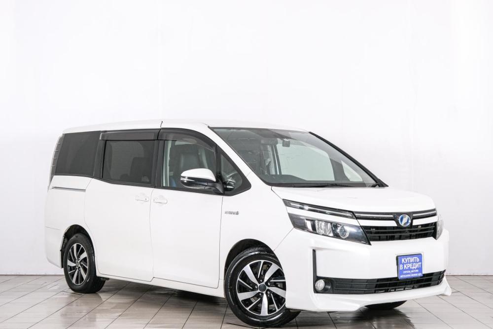 Toyota Voxy III (R80) Красноярск  - изображение 1