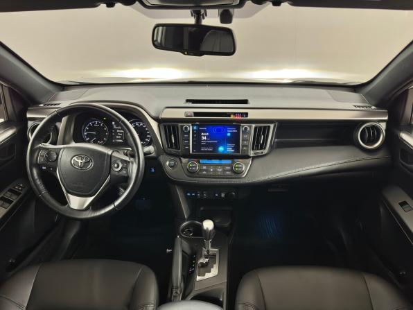 Toyota RAV4 IV (XA40) Рестайлинг с пробегом 2018 года, цена 2 490 000 рублей, 114395 км, внедорожник, Автокод Объявления