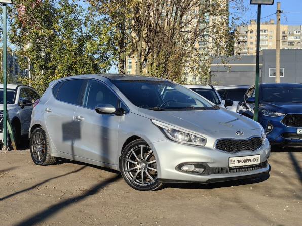 Kia Ceed II с пробегом 2012 года, цена 1 009 000 рублей, 167000 км, хэтчбек, Автокод Объявления