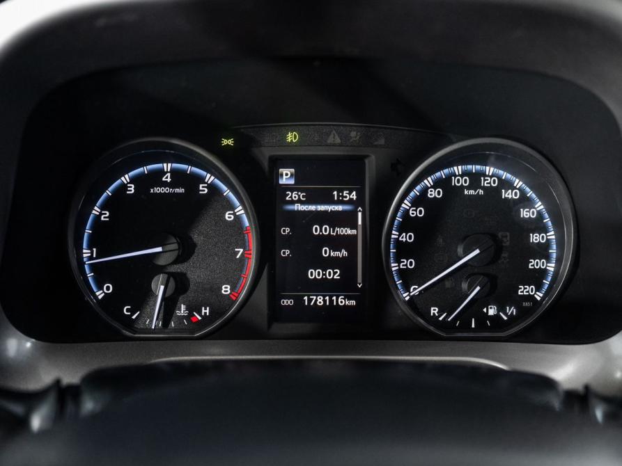 Toyota RAV4 IV (XA40) Рестайлинг Иркутск  - изображение 10