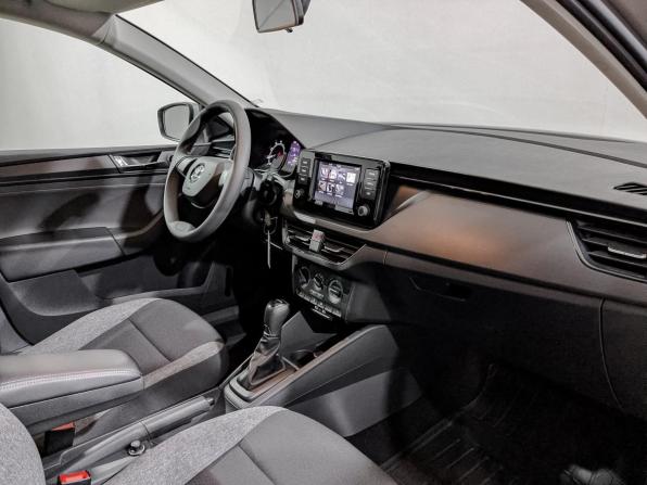 Skoda Rapid II с пробегом 2021 года, цена 1 590 000 рублей, 59052 км, лифтбек, Автокод Объявления