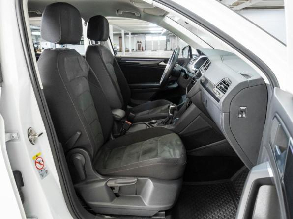Volkswagen Tiguan II Рестайлинг с пробегом 2021 года, цена 3 428 000 рублей, 90364 км, внедорожник, Автокод Объявления