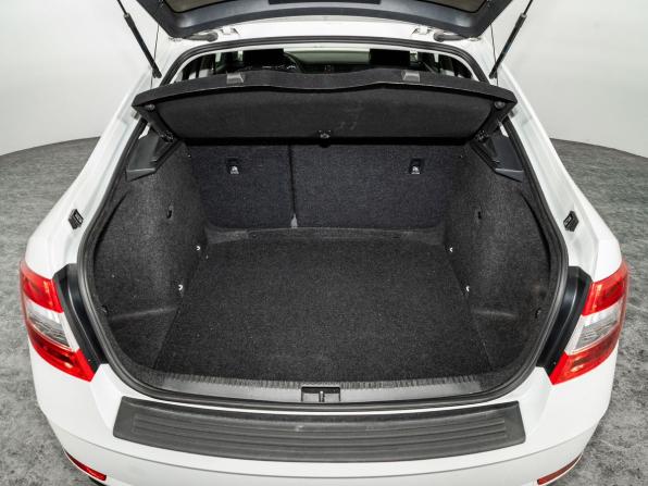 Skoda Octavia III (A7) Рестайлинг с пробегом 2020 года, цена 1 625 000 рублей, 87009 км, лифтбек, Автокод Объявления