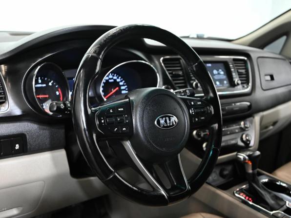 Kia Carnival III с пробегом 2019 года, цена 3 200 000 рублей, 120649 км, минивэн, Автокод Объявления