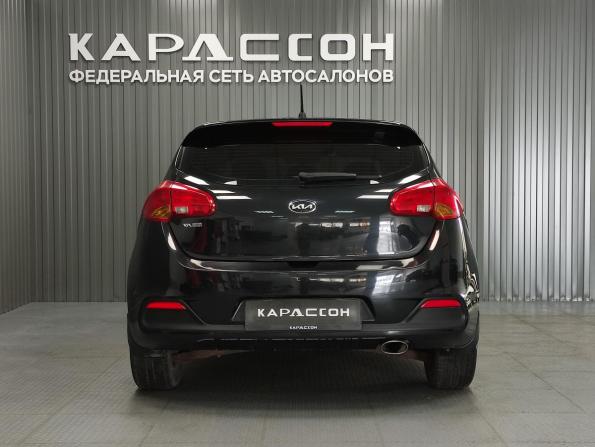 Kia Ceed II с пробегом 2014 года, цена 890 000 рублей, 155000 км, хэтчбек, Автокод Объявления