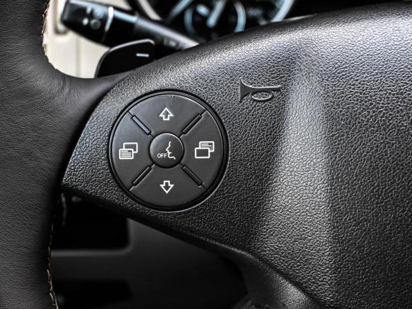 Mercedes-Benz R-Класс I Рестайлинг 2 с пробегом 2012 года, цена 1 384 000 рублей, 235000 км, минивэн, Автокод Объявления