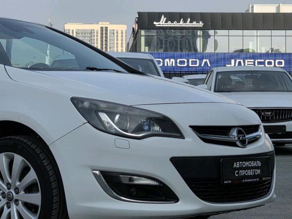 Opel Astra J Рестайлинг с пробегом 2013 года, цена 630 000 рублей, 192127 км, хэтчбек, Автокод Объявления
