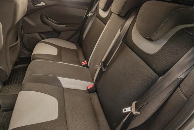 Ford Focus III с пробегом 2013 года, цена 859 000 рублей, 270000 км, хэтчбек, Автокод Объявления
