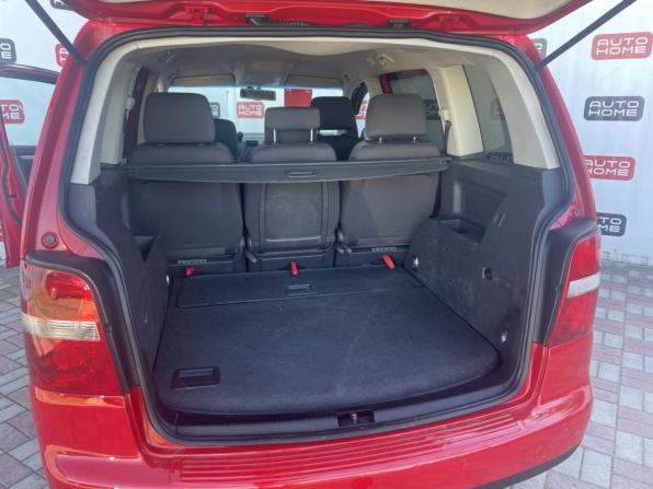 Volkswagen Touran I с пробегом 2004 года, цена 479 990 рублей, 230000 км, компактвэн, Автокод Объявления