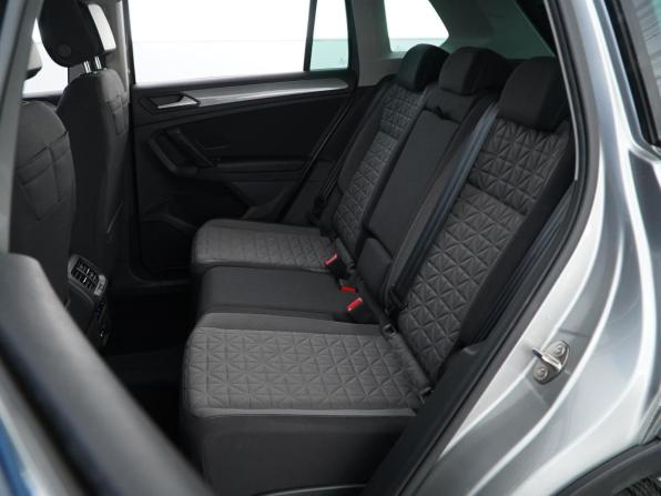 Volkswagen Tiguan II Рестайлинг с пробегом 2021 года, цена 2 549 777 рублей, 96063 км, внедорожник, Автокод Объявления