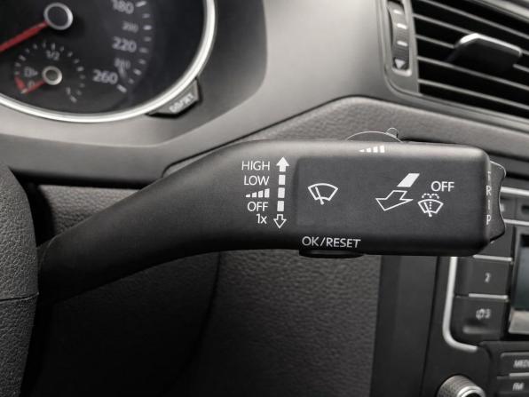 Volkswagen Jetta VI Рестайлинг с пробегом 2015 года, цена 1 287 000 рублей, 115685 км, седан, Автокод Объявления