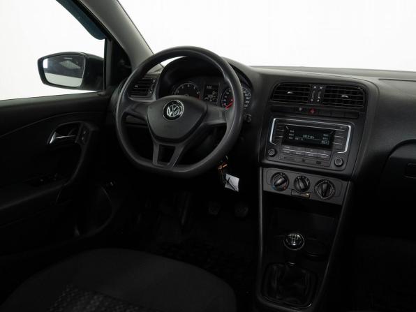 Volkswagen Polo V Рестайлинг с пробегом 2019 года, цена 1 211 000 рублей, 62900 км, седан, Автокод Объявления