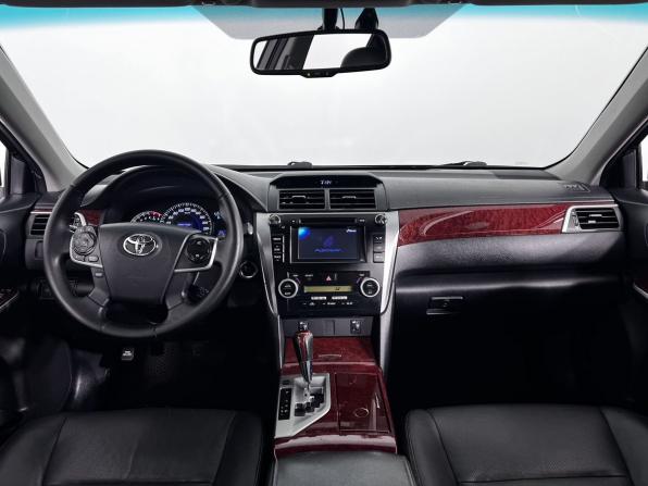 Toyota Camry VII (XV50) с пробегом 2012 года, цена 1 525 000 рублей, 245952 км, седан, Автокод Объявления